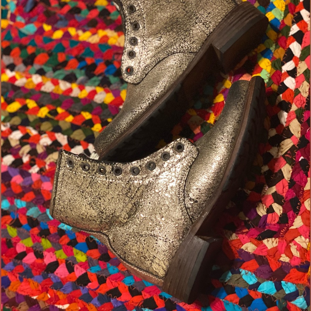 Freebird Metallic Manchester Boots Size 7
